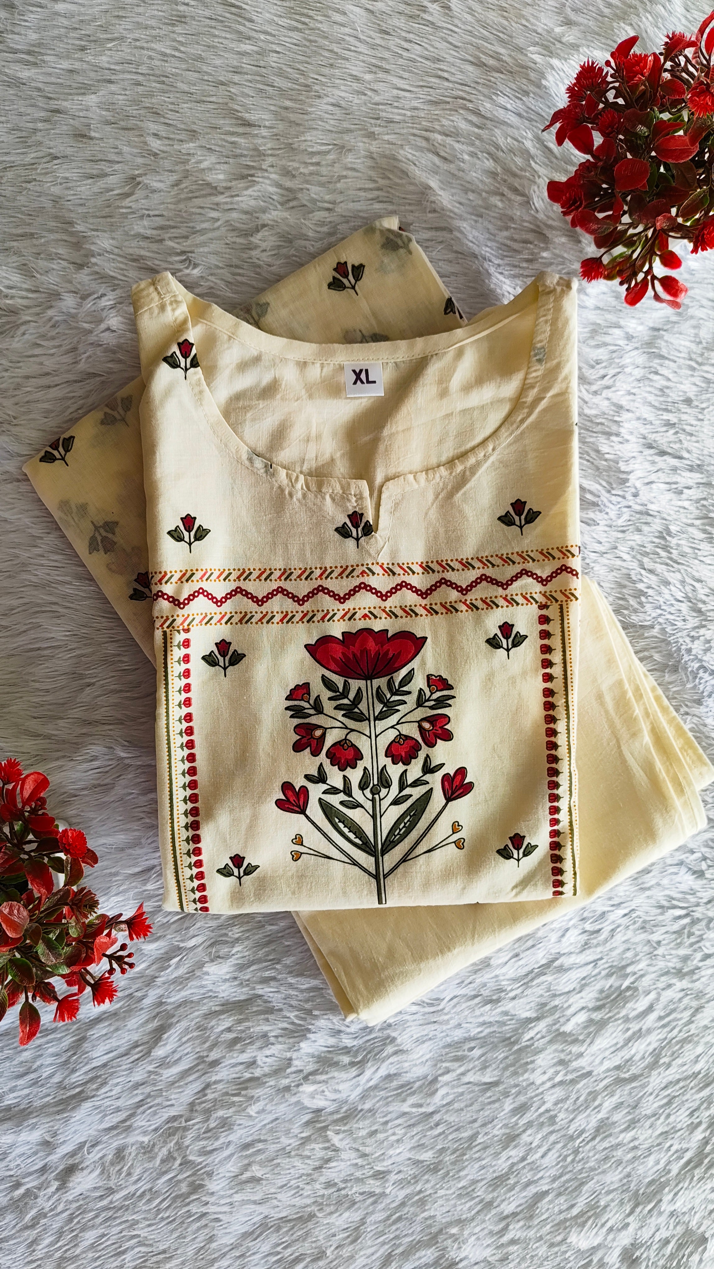 Off-Cream Floral Print 3/4th Sleeve 3-Piece Kurta Set